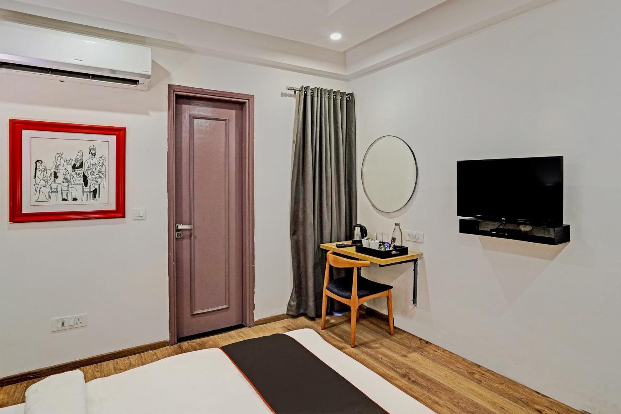 Super Townhouse Sector 57 Near Bestech Central Square Mall Gurgáon Exteriér fotografie